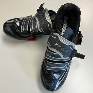 Gavin cycle shoes with cleats
